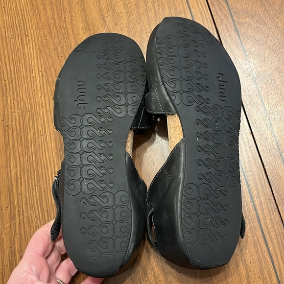 Ahnu Karma Flat Black Leather Maryjane Shoe Womens Size 11 - Picture 6 of 7